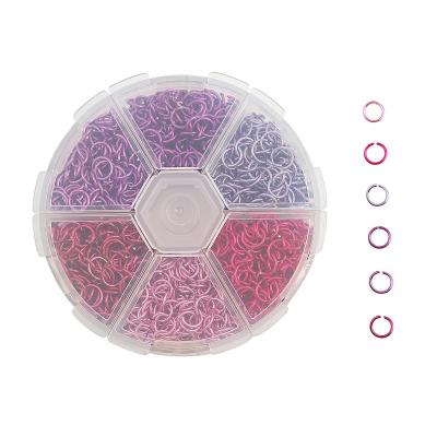 Boîte d'environ 1080 anneaux Aluminium 0,8mm - 6mm couleurs assorties - Tons violet/rose