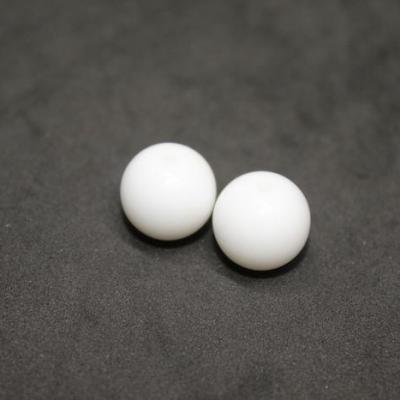 Lot de 2 perles rondes blanche verre tcheque 12mm