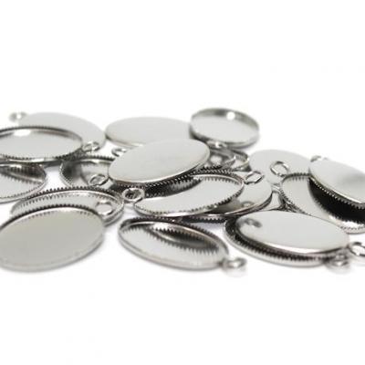 Lot de 20 pendentifs Inox ovales bords dentelés pour cabochons 18x13 mm